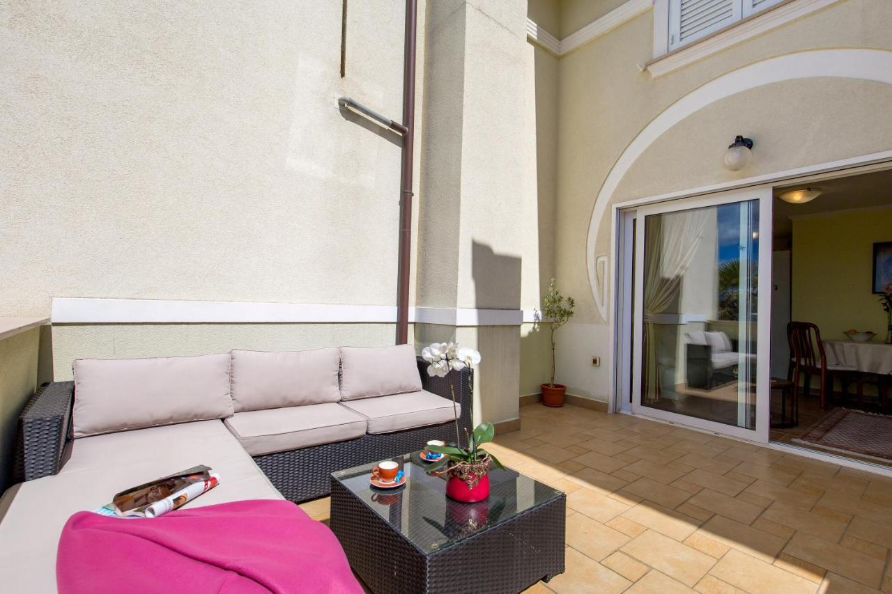 Apartments Villa Nora Rijeka Eksteriør billede