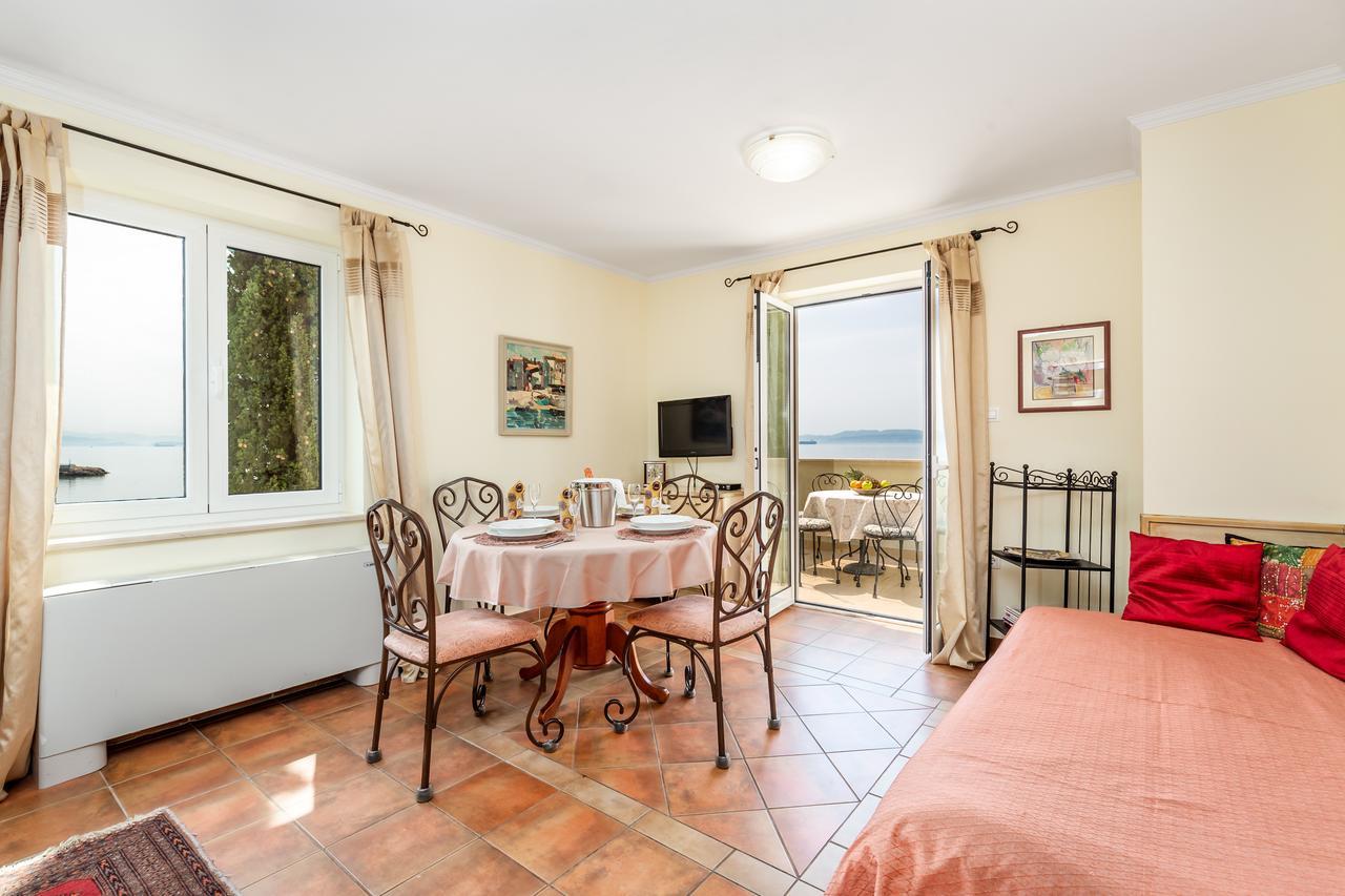 Apartments Villa Nora Rijeka Eksteriør billede