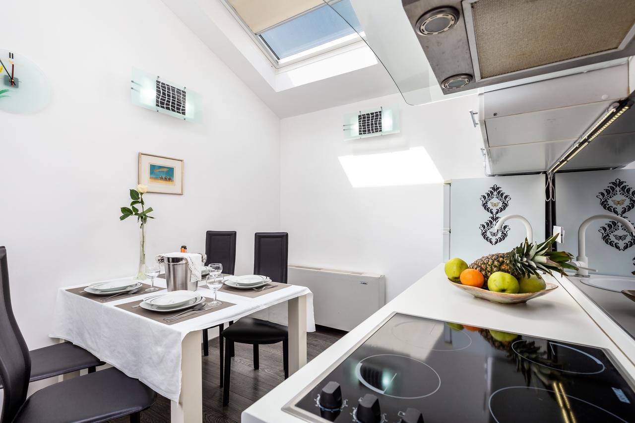 Apartments Villa Nora Rijeka Eksteriør billede